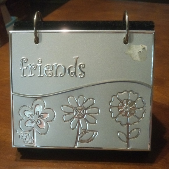 Malden Design Other - 🆕Standing 📸 Photo Book holds 40 Photos 🆕